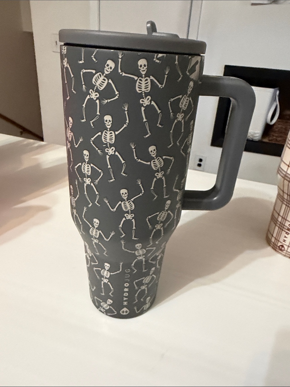 HydroJug Gray Travel Mug with White Skeleton Pattern and Handle 40 oz